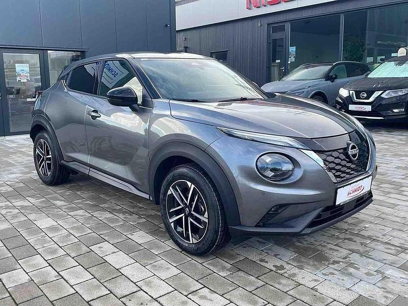 Neu Nissan Juke N-Connecta 143 PS (105 kW) 2025 Gun metallic SUV