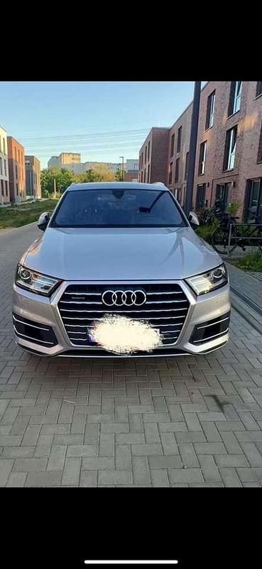 Gebraucht Audi Q7 Ambiente 333 PS (244 kW) 2016 SUV