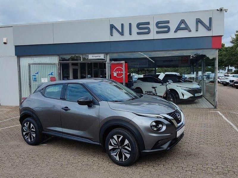 Neu Nissan Juke Acenta 114 PS (83 kW) 2025 Grau SUV