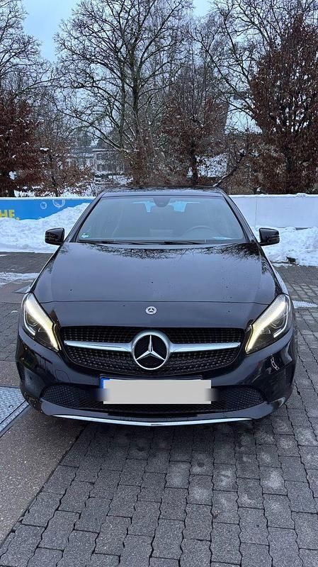 Gebraucht Mercedes A160 102 PS (75 kW) 2017 Schwarz Kleinwagen