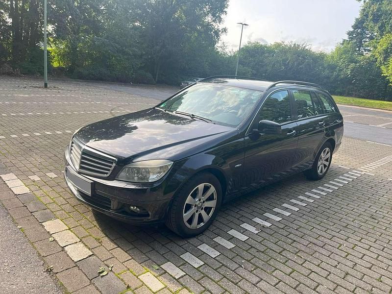Schwarz Gebraucht 2009 Mercedes C220 Avantgarde Kombi | 3.500 € (Guter Preis) - Bild 1/4
