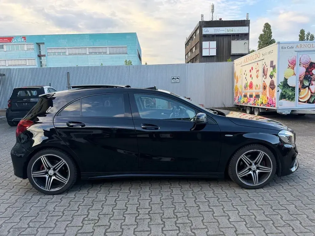 Gebraucht Mercedes A250 AMG line 218 PS (160 kW) 2016 Schwarz Limousine