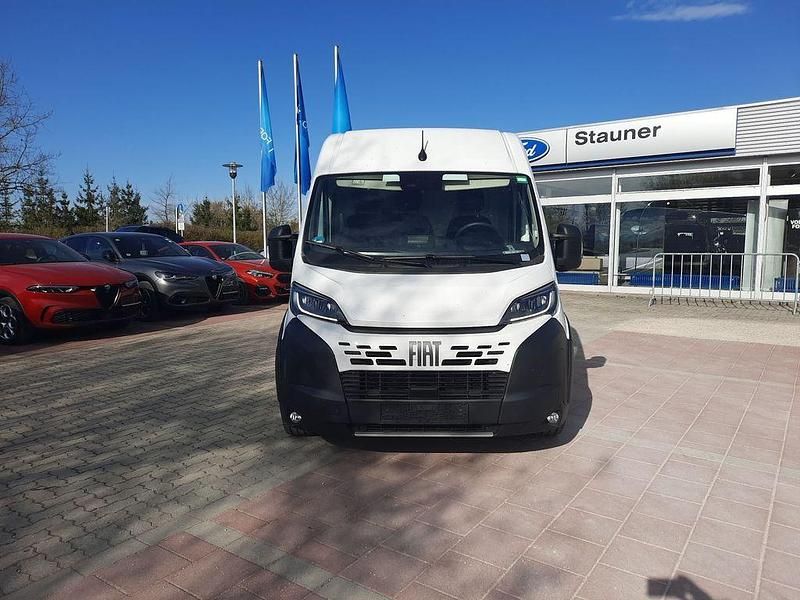Gebraucht Fiat Ducato 179 PS (131 kW) 2024 Ducato weiß Van