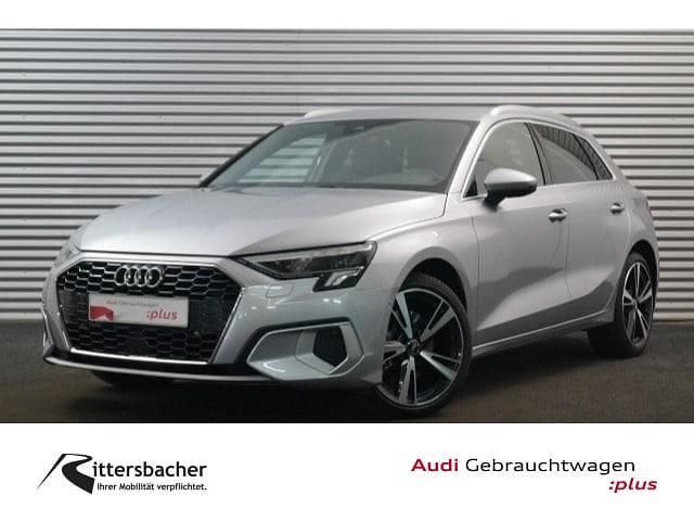Florettsilber metallic Gebraucht 2021 Audi A3 Advanced Plus | 36.780 € - Bild 1/4