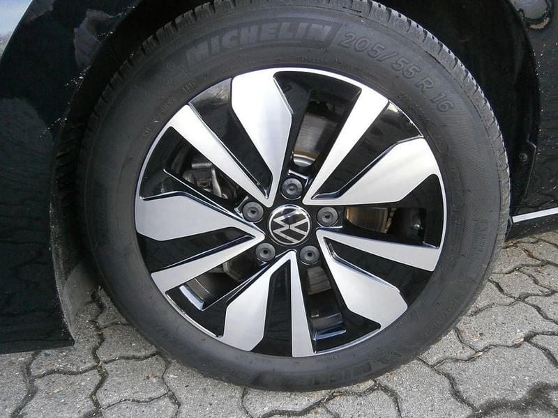 Gebraucht VW Golf VIII Goal 150 PS (110 kW) 2025 Schwarz Kombi