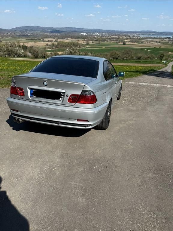 Gebraucht BMW 330 231 PS (169 kW) 2001 Schwarz Coupé