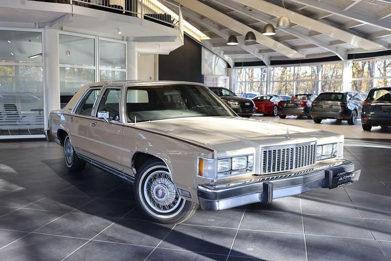 Beige Gebraucht 1985 Ford V8 Limousine | 12.980 € - Bild 1/4
