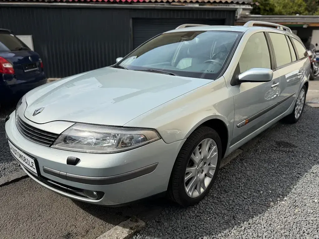 Gebraucht Renault Laguna II Privilege 140 PS (102 kW) 2002 Silber Limousine