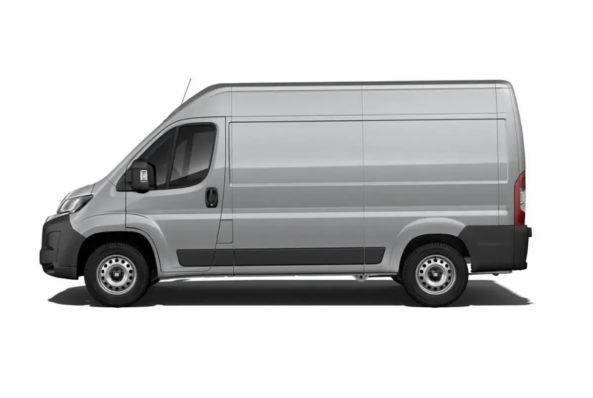 Neu Fiat Ducato 179 PS (131 kW) 2026 Fer grau metallic Van
