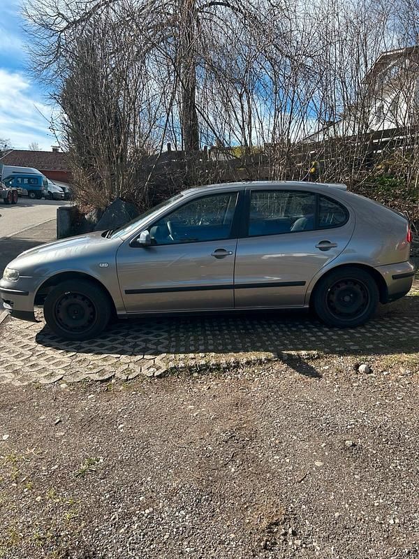 Gebraucht Seat Leon 75 PS (55 kW) 2003 Grau Kleinwagen