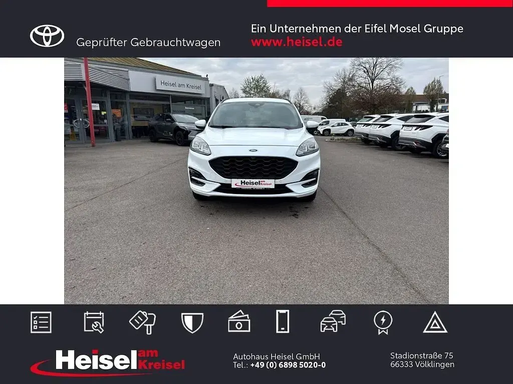Usado Ford Kuga ST-Line 224 HP (164 kW) 2022 Branco SUV