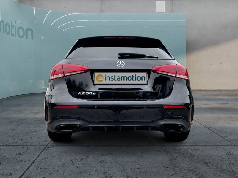 Gebraucht Mercedes A250 AMG 160 PS (117 kW) 2020 Schwarz Limousine