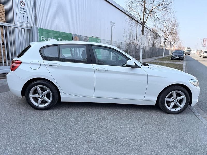 Gebraucht BMW 120 Advantage 184 PS (135 kW) 2016 Weiß Kleinwagen