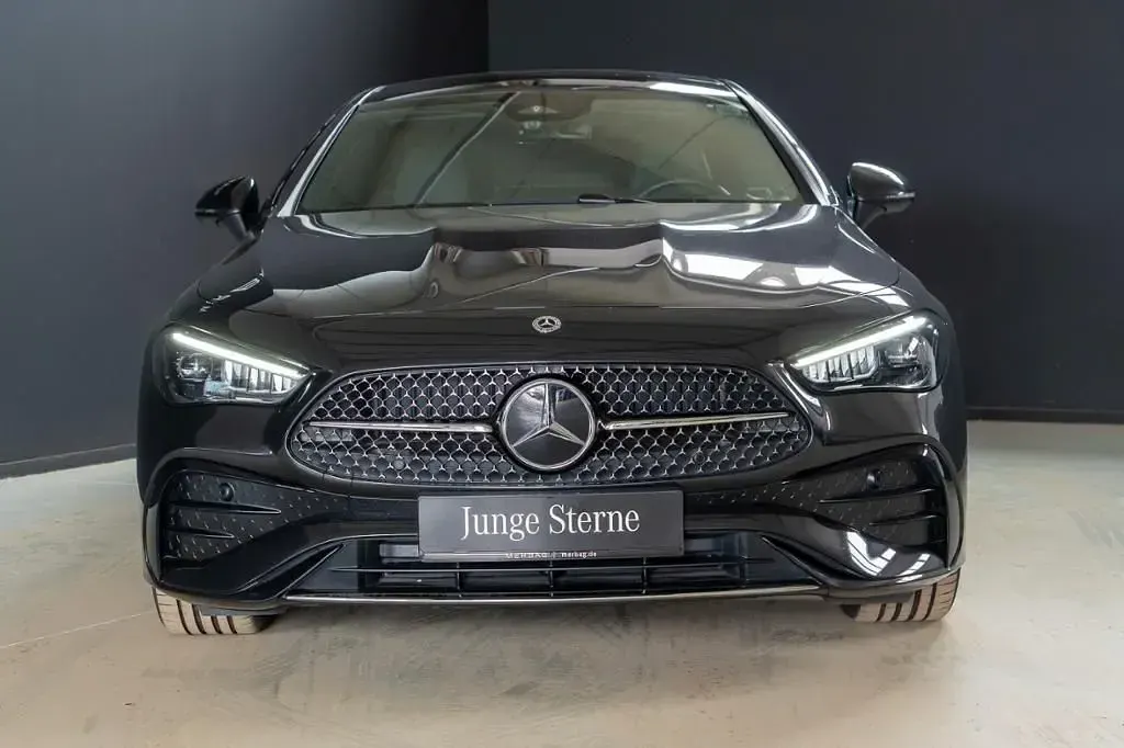 Gebraucht Mercedes CLE180 AMG 170 PS (125 kW) 2025 Grau Coupé
