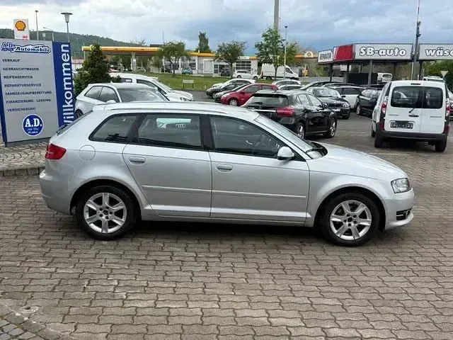 Gebraucht Audi A3 Attraction 190 PS (139 kW) 2011 Silber Kleinwagen