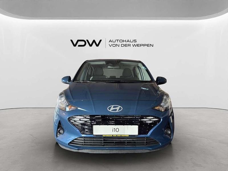 Neu Hyundai i10 Trend 63 PS (46 kW) 2025 Vibrant blue (blau) Kleinwagen