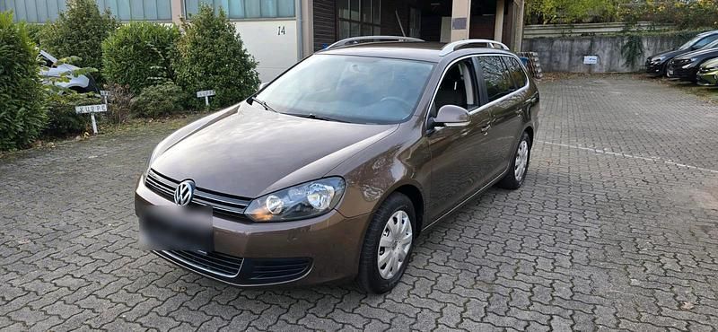 Braun Gebraucht 2013 VW Golf VI Kombi | 3.999 € (Fairer Preis) - Bild 1/4