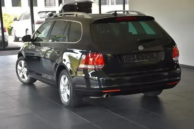 Gebraucht VW Golf VI Style 105 PS (77 kW) 2012 Schwarz Kleinwagen