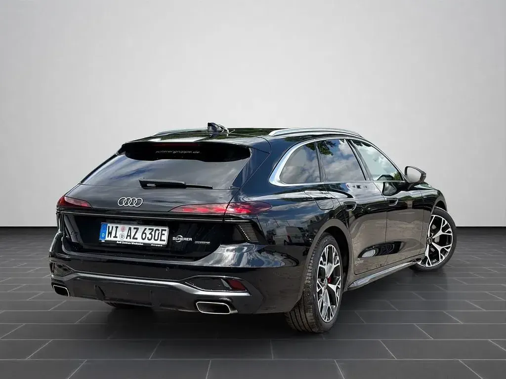 Gebraucht Audi A6 Advanced 367 PS (269 kW) 2026 Mythosschwarz metallic (metallic) Kombi