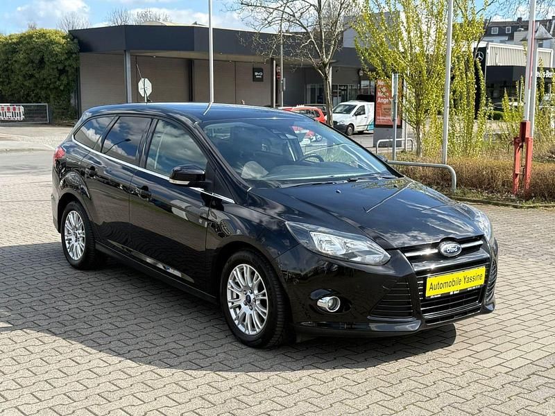 Gebraucht Ford Focus Titanium 150 PS (110 kW) 2012 Schwarz Kombi