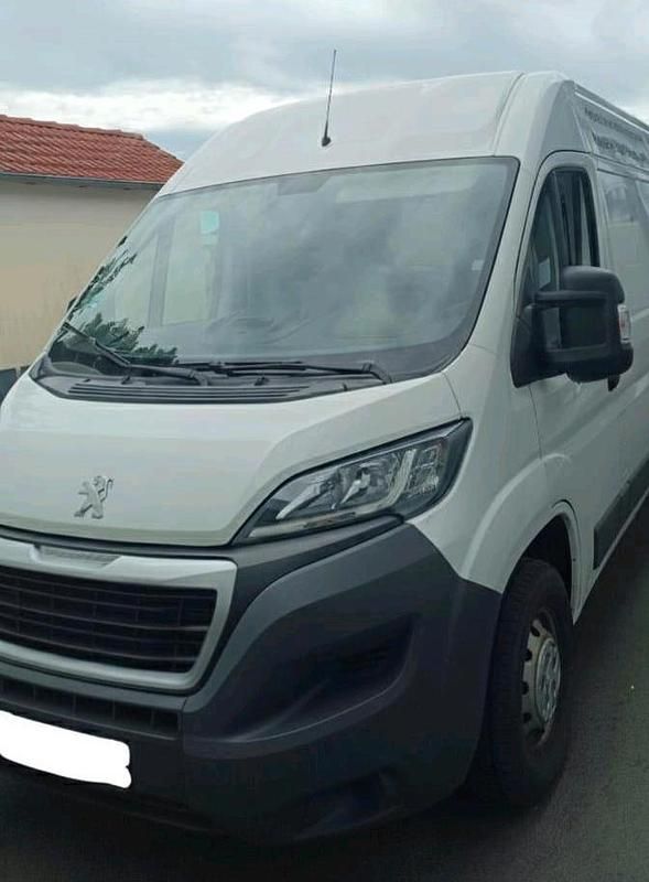 Weiß Gebraucht 2018 Peugeot Boxer Van | 19.999 € - Bild 1/3
