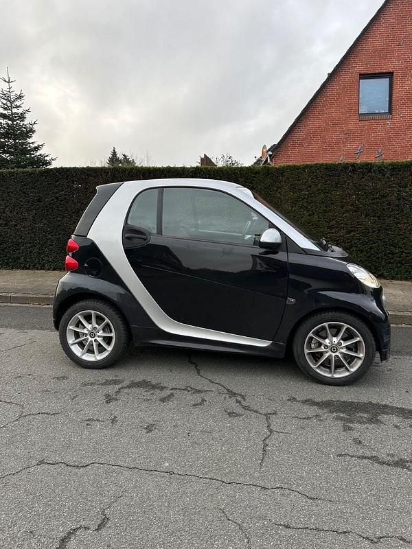 Gebraucht Smart ForTwo Coupé 71 PS (52 kW) 2013 Schwarz Coupé