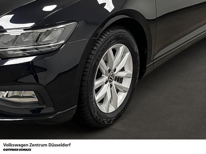 Gebraucht VW Passat Business+ 150 PS (110 kW) 2022 Schwarz Kombi