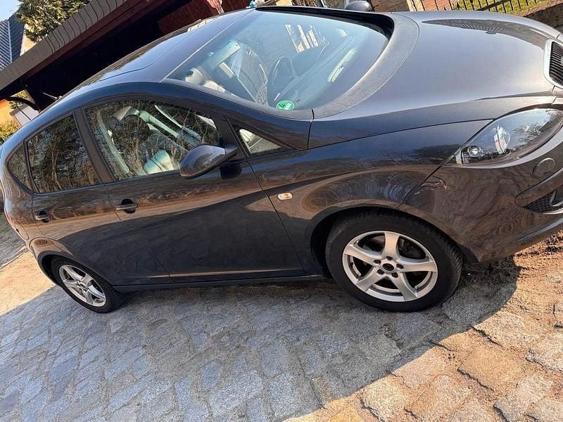 Gebraucht Seat Altea Stylance 140 PS (102 kW) 2006 Grau Van / Kleinbus