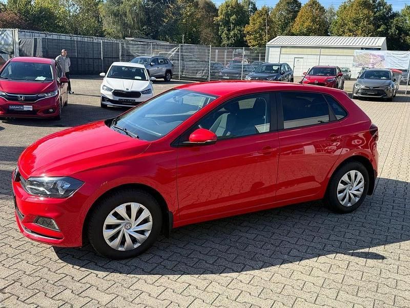 Gebraucht VW Polo Comfortline 95 PS (69 kW) 2020 Rot Kleinwagen