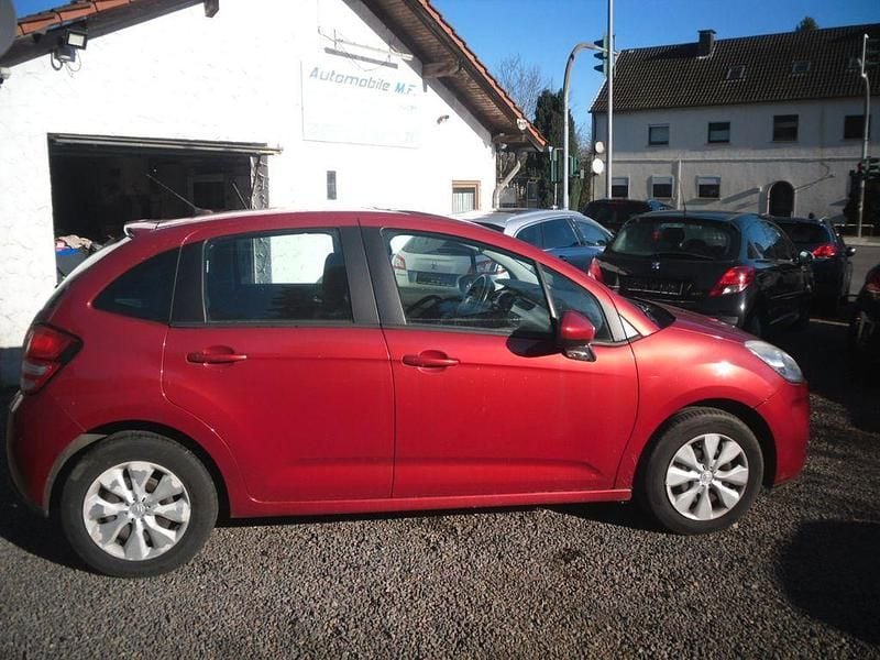 Gebraucht Citroën C3 Tendance 95 PS (69 kW) 2010 Rot Limousine
