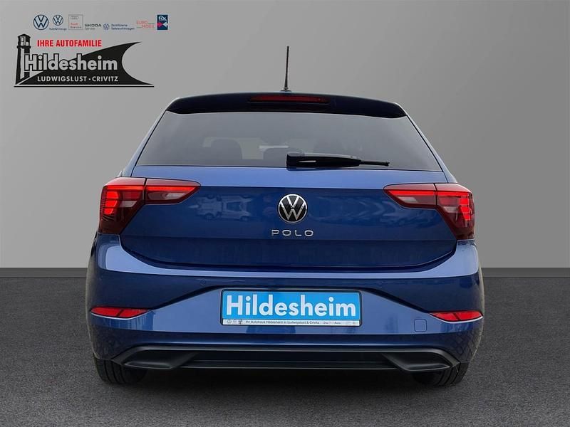 Gebraucht VW Polo Move 95 PS (69 kW) 2023 Blau Limousine