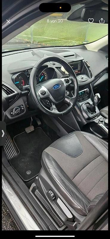 Gebraucht Ford Kuga 180 PS (132 kW) 2016 SUV