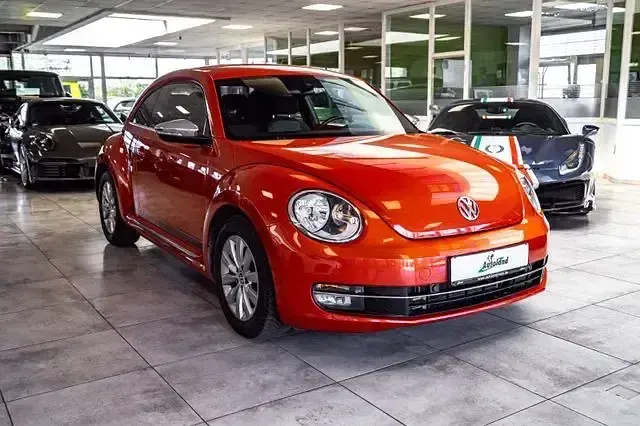 Gebraucht VW Beetle 110 PS (80 kW) 2016 Orange Kleinwagen