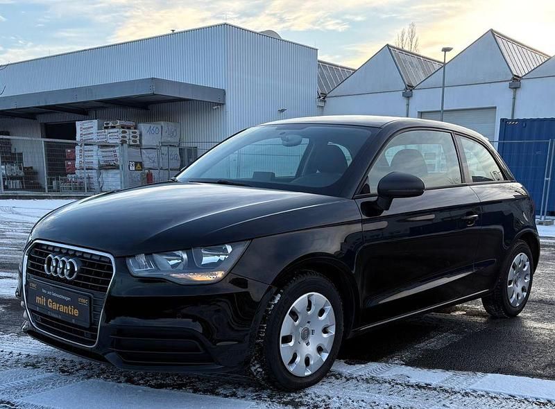 Schwarz Gebraucht 2014 Audi A1 Attraction | 8.590 € (Fairer Preis) - Bild 1/4
