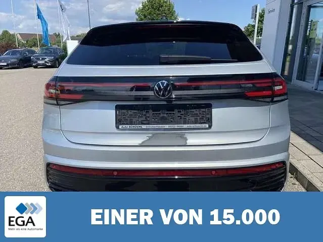 Gebraucht VW Taigo R-line 150 PS (110 kW) 2023 Silber metallic SUV