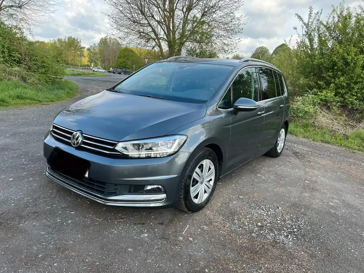 Gebraucht VW Touran 150 PS (110 kW) 2018 Van / Kleinbus