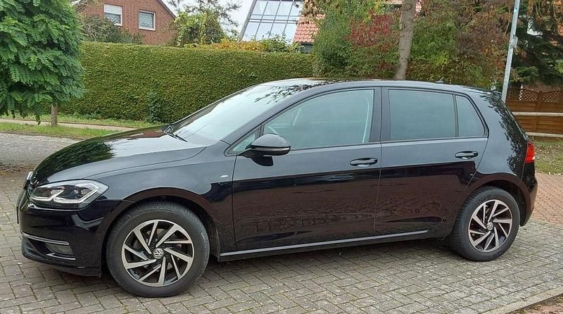 Schwarz Gebraucht 2019 VW Golf VII Join Limousine | 17.300 € (Guter Preis) - Bild 1/4