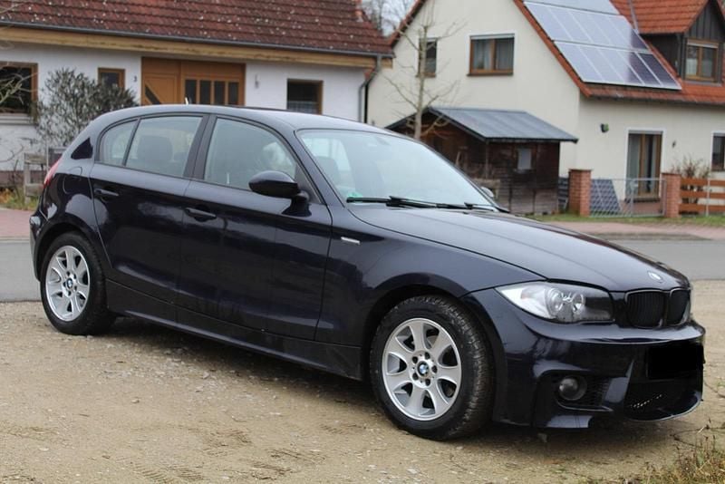 Gebraucht 2005 BMW 116 Kleinwagen | 2.600 € - Bild 1/4
