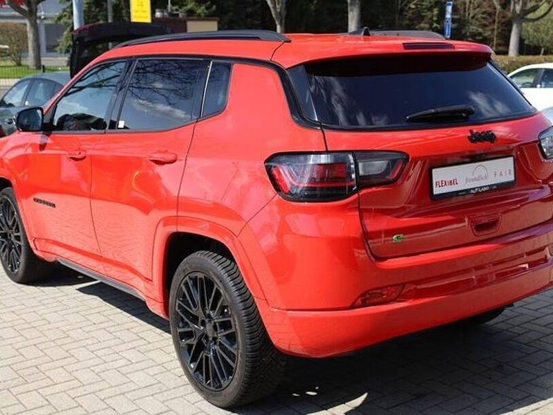 Second-hand Jeep Compass 131 CP (96 kW) 2024 Roșu SUV