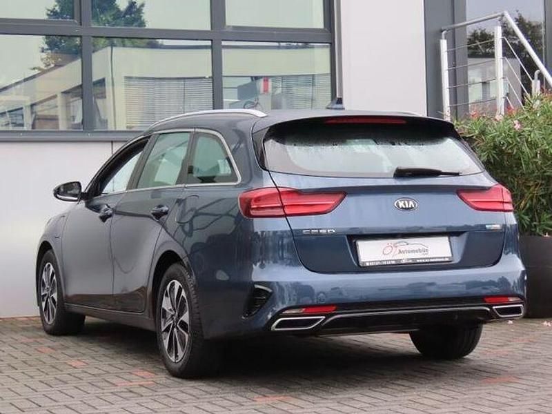 Gebraucht Kia Ceed Sportswagon 141 PS (103 kW) 2021 Blau Kombi