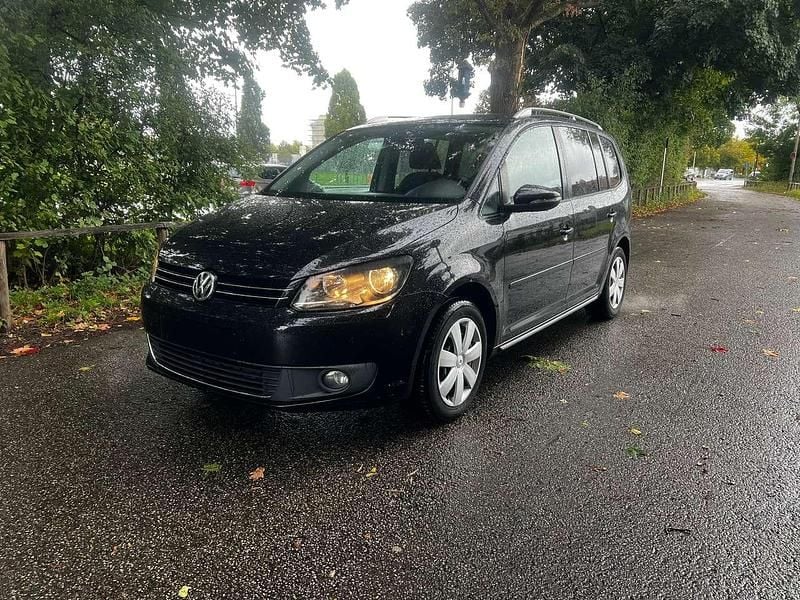 Deep black perleffekt Gebraucht 2011 VW Touran Comfortline Van / Kleinbus | 4.000 € (Guter Preis) - Bild 1/4