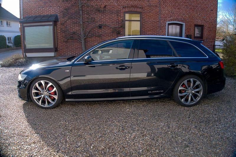 Gebraucht Audi A6 Comfort 313 PS (230 kW) 2014 Schwarz Kombi