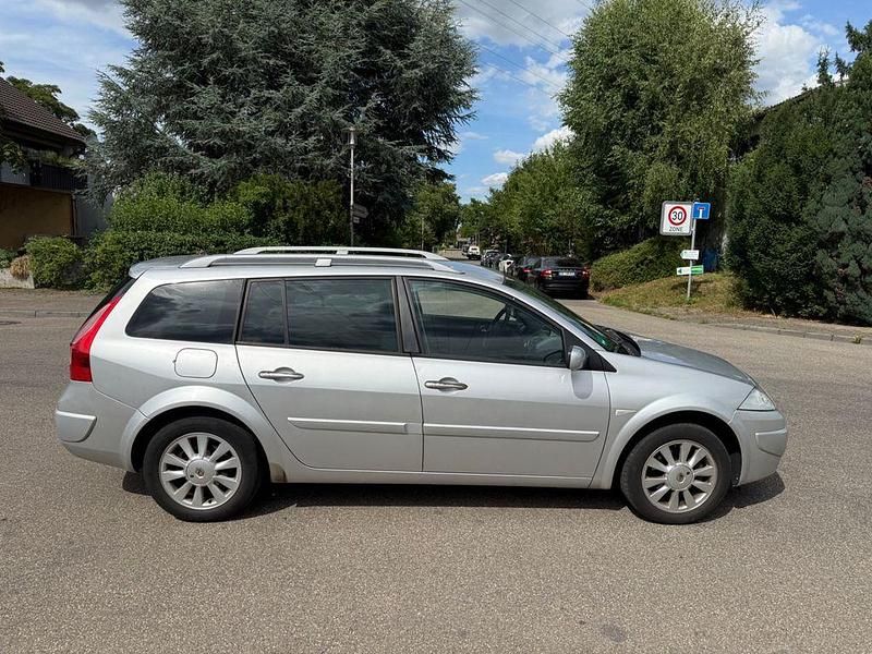 Gebraucht Renault Mégane II Exception 103 PS (75 kW) 2007 Silber Limousine