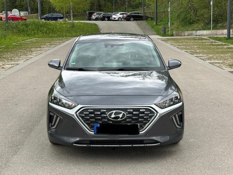 Grau Gebraucht 2020 Hyundai Ioniq Limousine | 16.500 € (Fairer Preis) - Bild 1/4