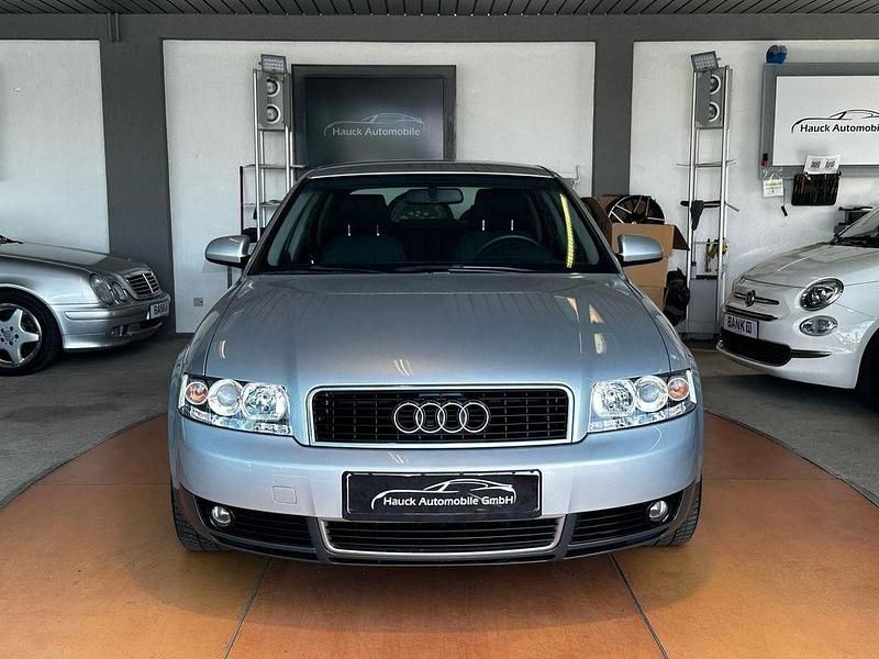 Gebraucht Audi A4 170 PS (125 kW) 2002 Silber Limousine