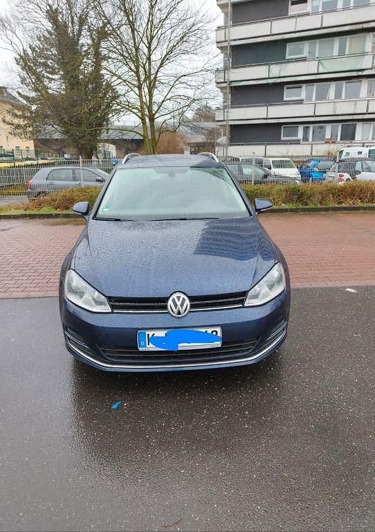 Gebraucht VW Golf VII Trendline 110 PS (80 kW) 2015 Blau Kombi