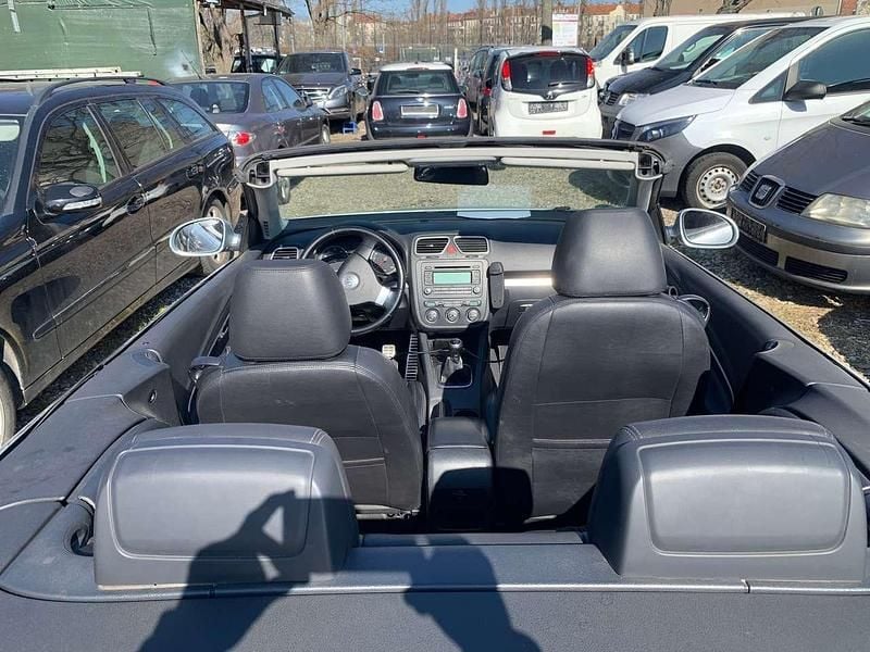 Silver essence metallic Gebraucht 2006 VW Eos Cabrio | 2.799 € (Guter Preis) - Bild 1/4