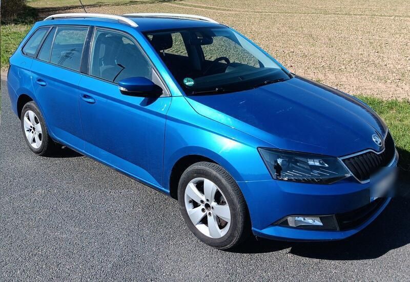 Blau Gebraucht 2015 Skoda Fabia Style Kombi | 7.890 € (Guter Preis) - Bild 1/4