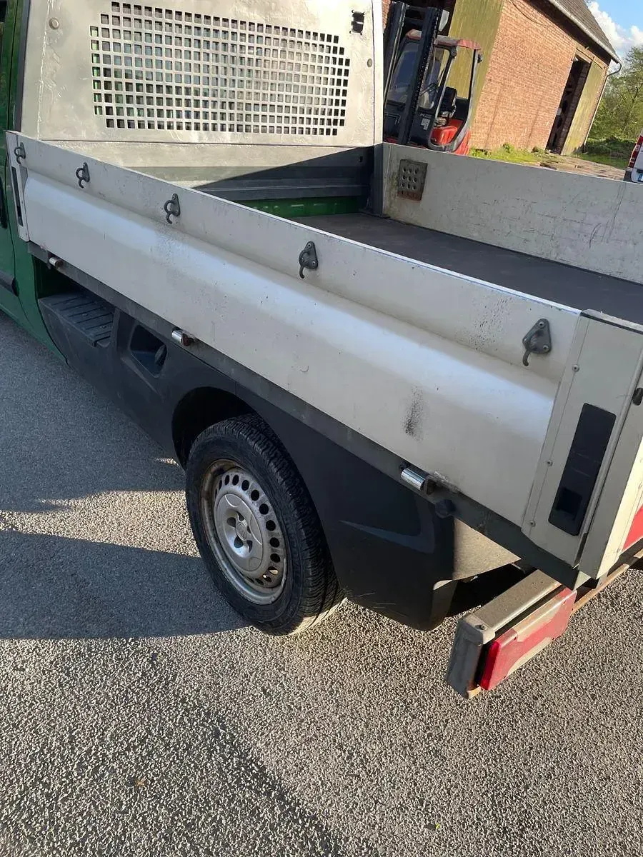 Gebraucht Fiat Doblò 135 PS (99 kW) 2016 Grün Van / Kleinbus