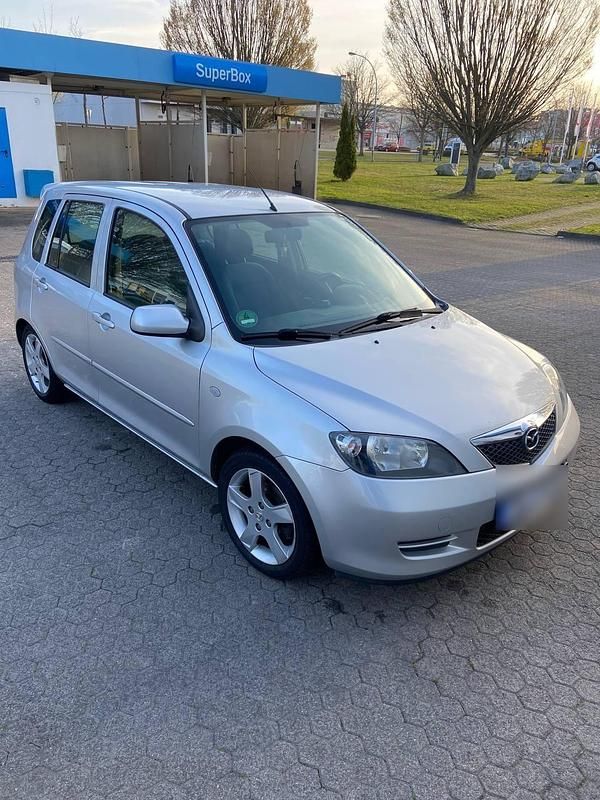 Second-hand Mazda 2 Active 80 CP (58 kW) 2004 Gri Hatchback